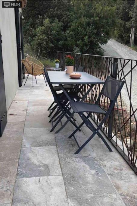 Loft Pied De Coline Au Calme Daire Ginasservis Dış mekan fotoğraf