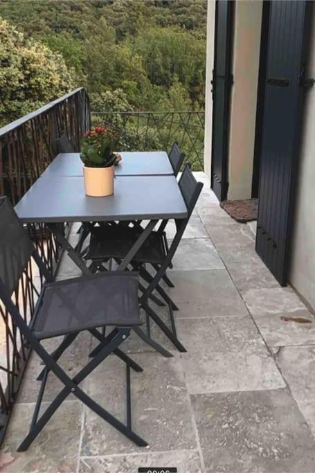 Loft Pied De Coline Au Calme Daire Ginasservis Dış mekan fotoğraf